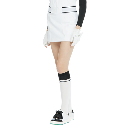 BLKTEE女學院風撞色小腿襪(白黑)