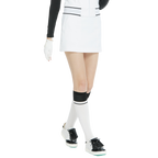 Schoolgirl style color-blocked knee-high socks (white and black)
