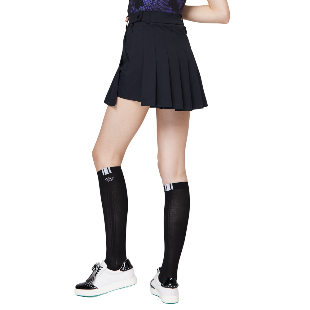 Skirt pendek wanita berlipat lebar berpinggang tinggi