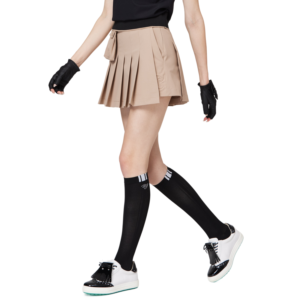 Skirt pendek wanita berlipat lebar berpinggang tinggi